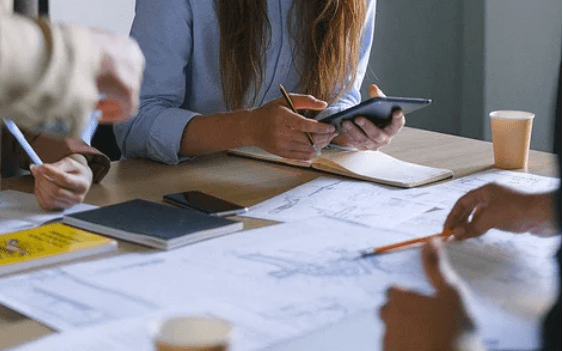 如何選擇合適的CRM系統(tǒng)供應(yīng)商？CRM評分表設(shè)計